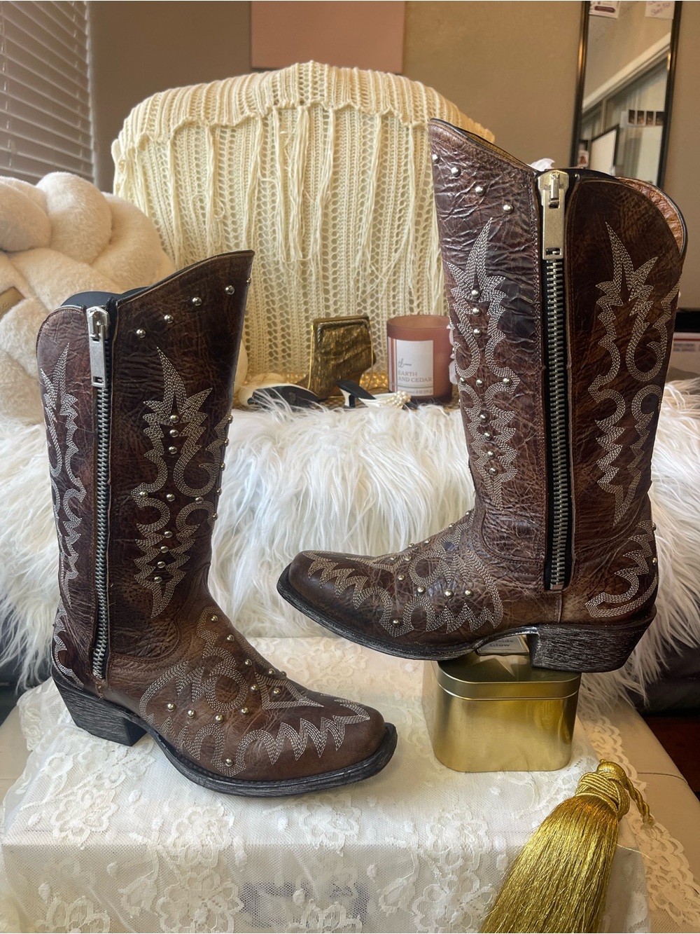 Yippee Ki-Yay by Old Gringo EUC Studded Western Leather Brown Boots MSRP$380